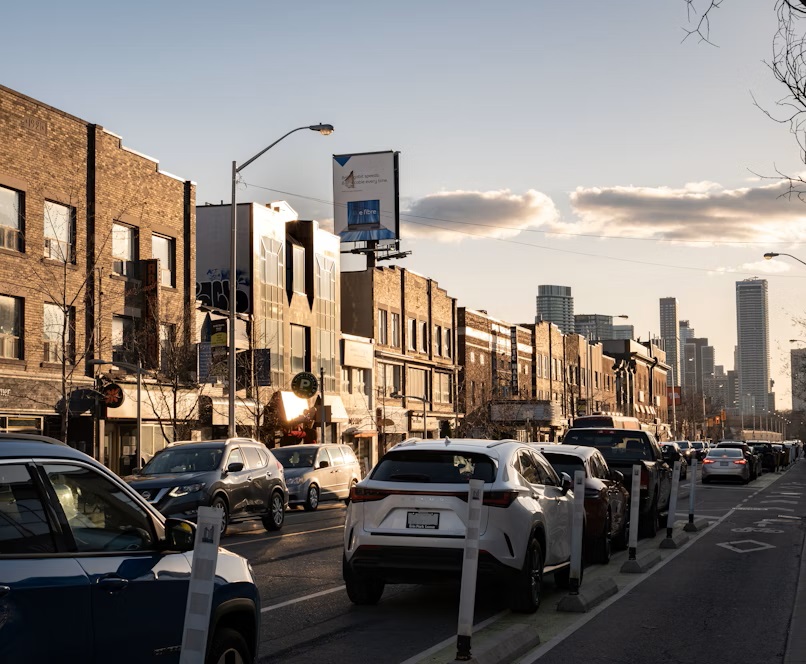 Skyline Shake-Up! How Mid-Rise Buildings Are Taking Over Toronto!